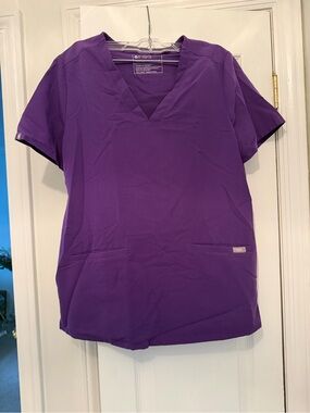 FIGS Women's Purple V-Neck Short Sleeve Scrub Top